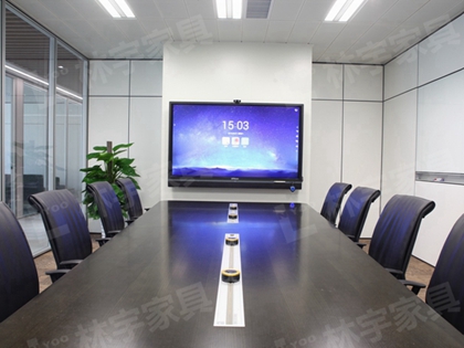 廣東運(yùn)貨柜公司辦公家具案例