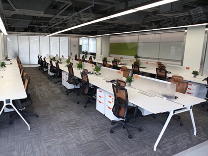 廣東運(yùn)貨柜公司辦公家具案例